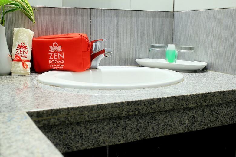 Hotel Zen Rooms Lengkong Gatot Subroto