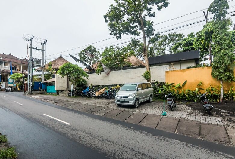 Hotel Zen Rooms Ubud Penestanan 2