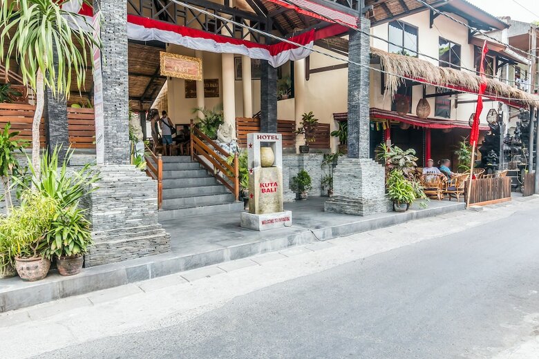 Hotel Zen Rooms Kuta Flora