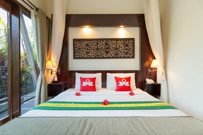 Hotel Zen Premium Ubud Sanggingan 2