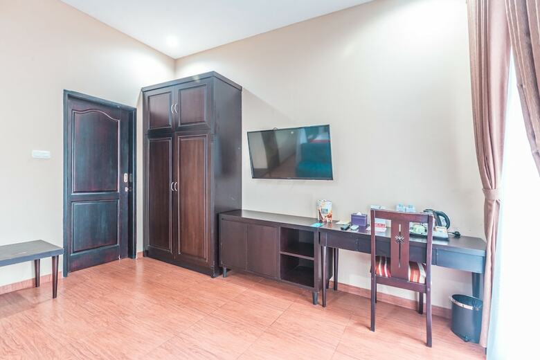Capital O 1662 Ole Suites Hotel