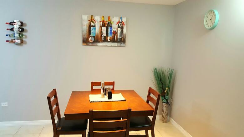 New Kingston Guest Apartment At Donhead