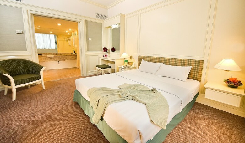 Park Avenue Hotel