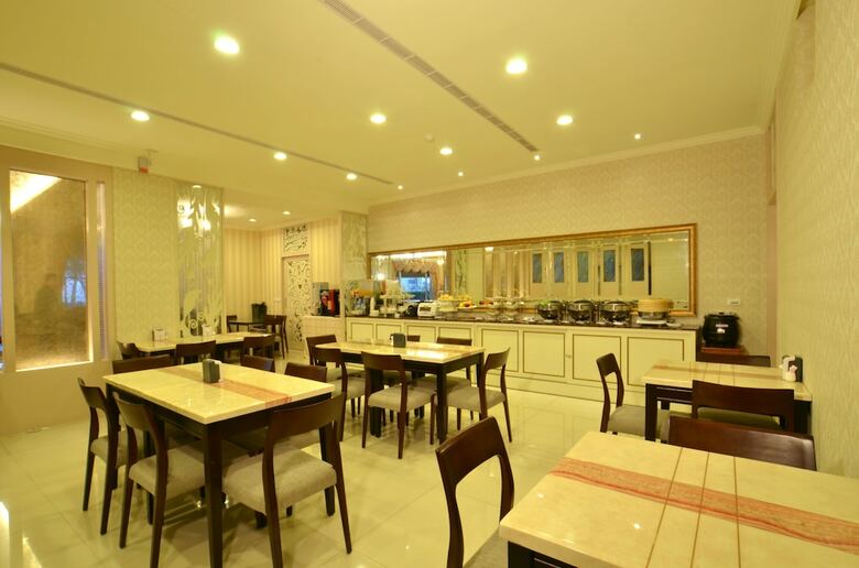 Spring Art Hotel (Hao Ying Hotel)