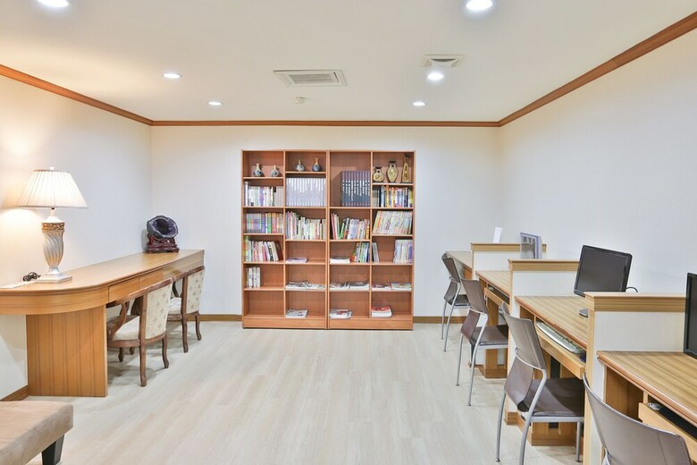 Spring Art Hotel (Hao Ying Hotel)