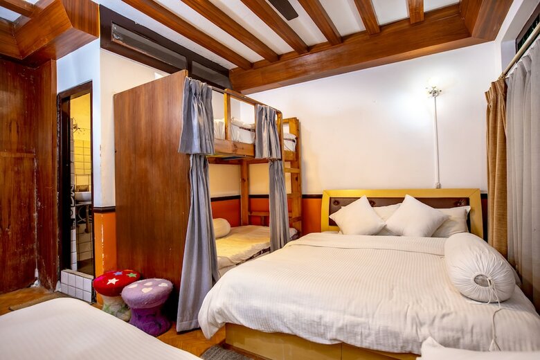Shangri-la Boutique Hotel