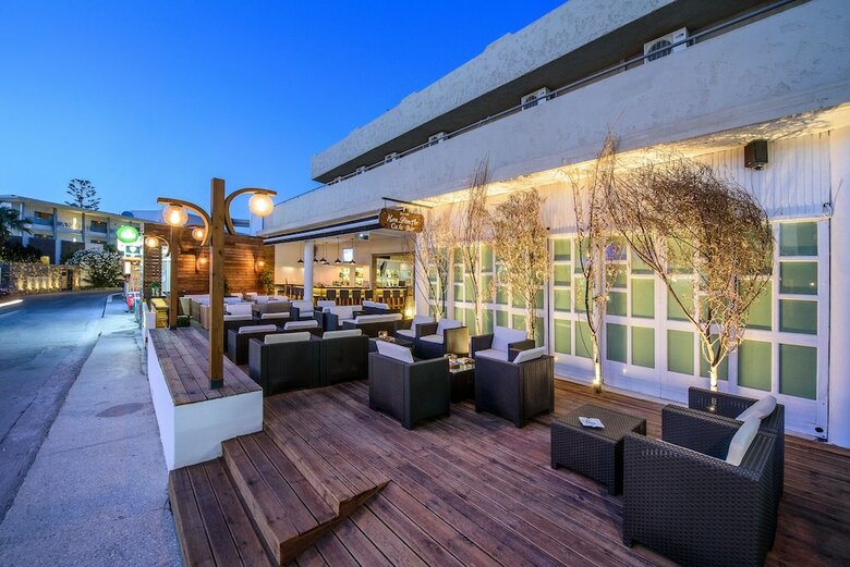Despoina Apartments