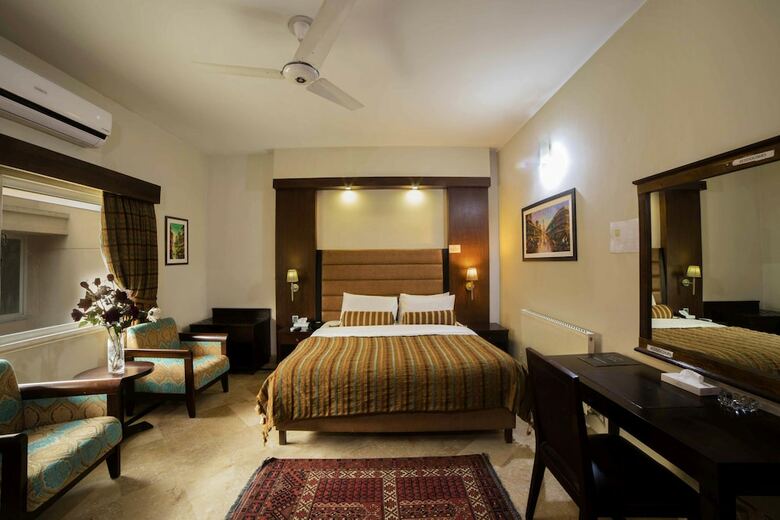 Hotel Comfort Residency