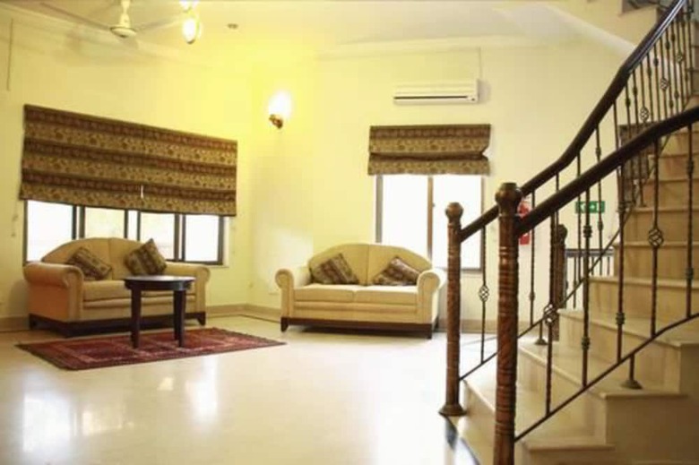 Hotel Comfort Residency
