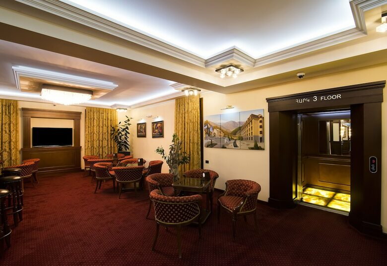 Elegant Hotel & Resort