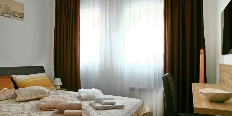 Apartamentos Lala Luxury Suites