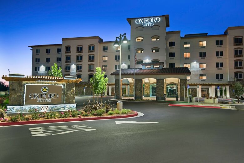 Hotel Oxford Suites Sonoma County