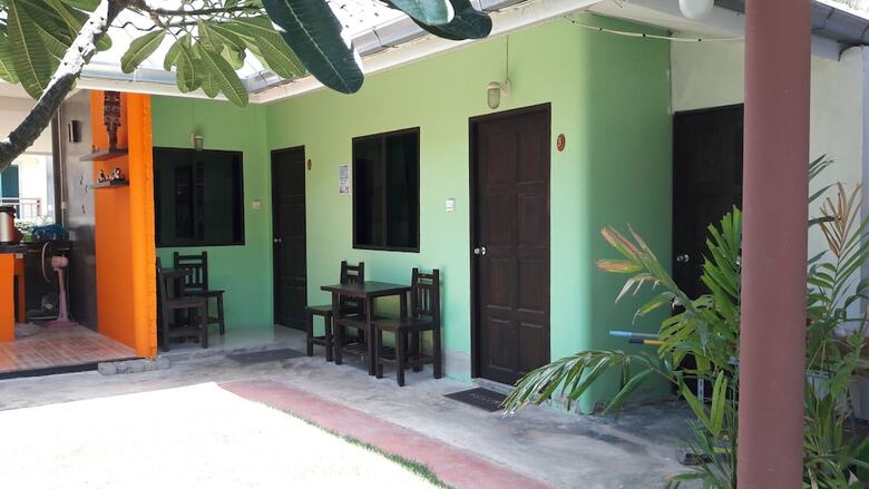 Hotel Baan Kiengtalay Samroiyod