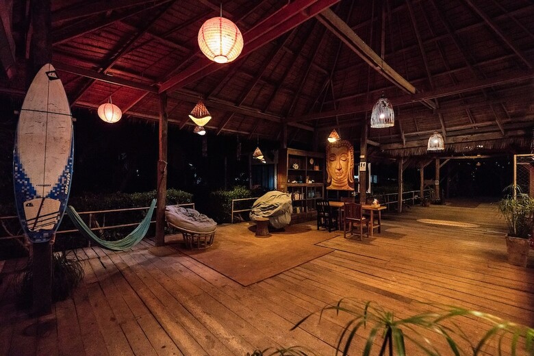 Hotel Mumsa Beach Resort & Restaurant
