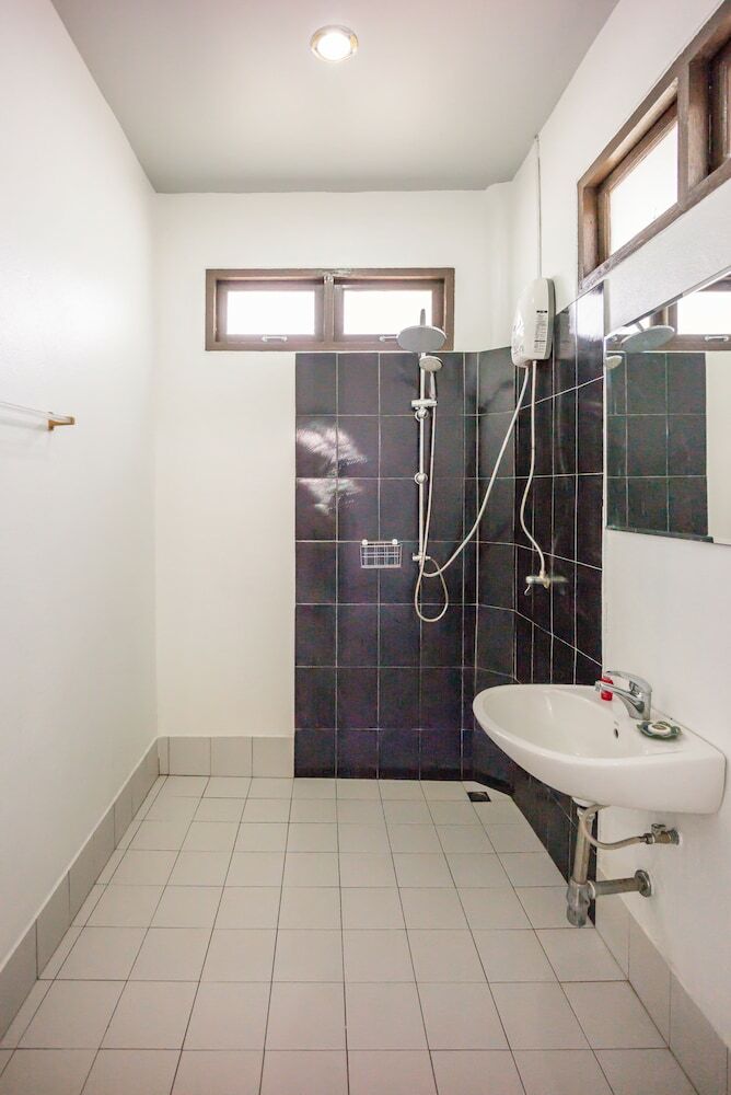 Hotel Mumsa Beach Resort & Restaurant