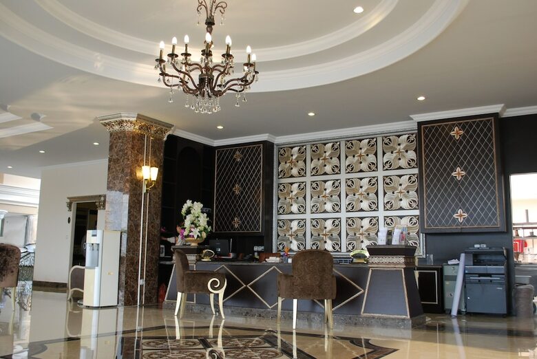 Hotel Lk Grand Living Place