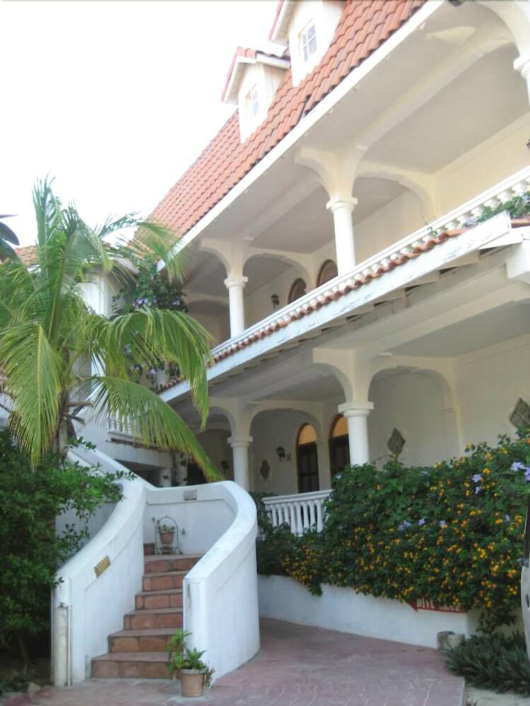 Hotel Sueno Del Mar Resort