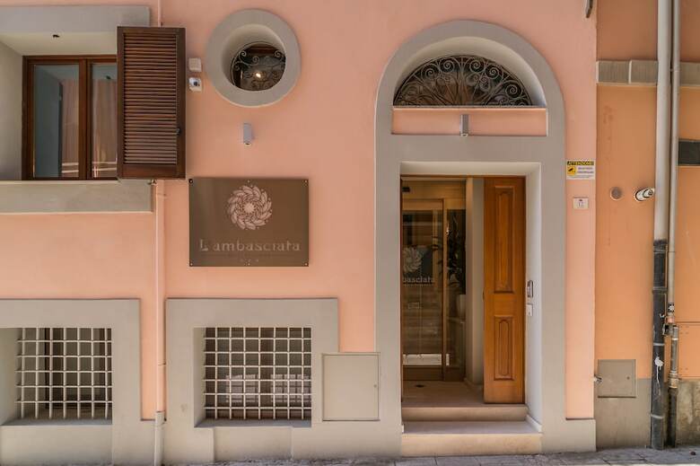 L'ambasciata Hotel de Charme