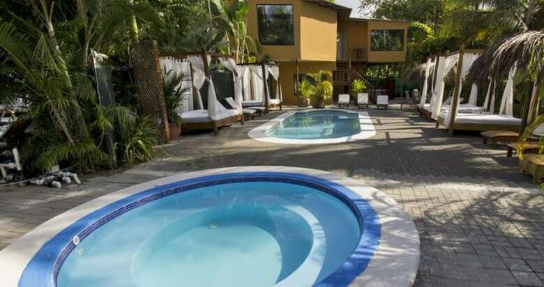Copacabana Hotel And Suites - Adults Only