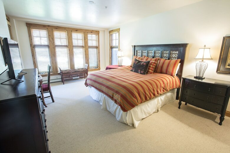 Westwall Lodge