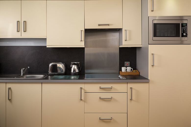 Apartamentos Roomzzz Leeds City West