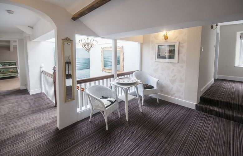 Bed & Breakfast Yarner House