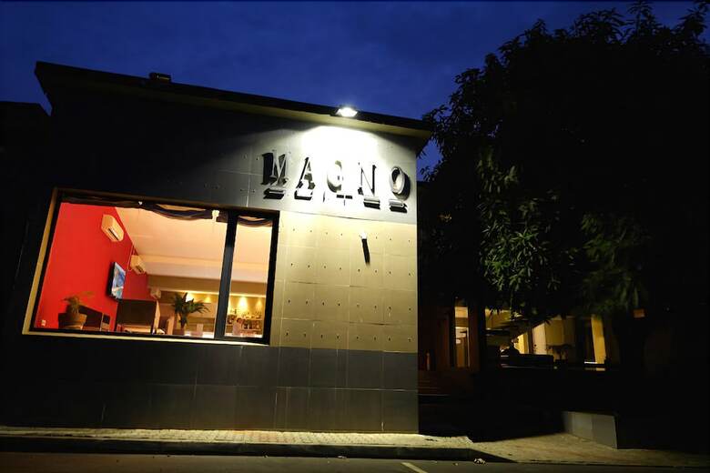 Hotel Magno Suites