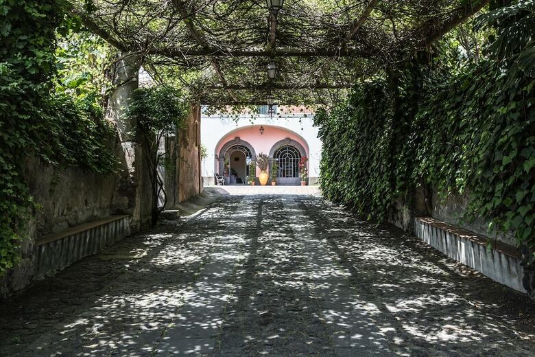 Hotel Etna