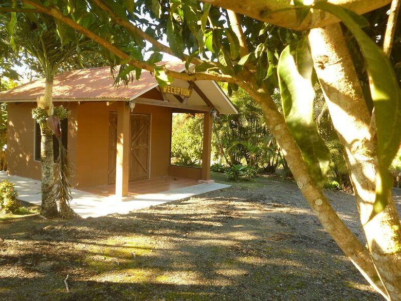 Hotel Paraiso Volcano Lodge
