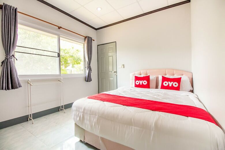 Hotel Oyo 696 Reuntonnam Amphawa