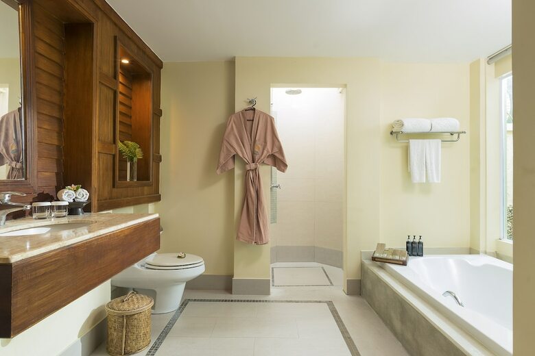 Apartamento Nora Beach Resort And Spa