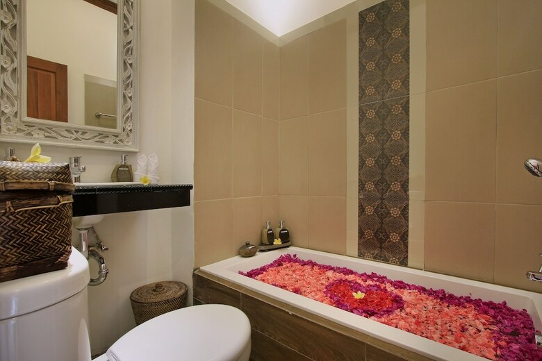 Puri Hari Resort And Villas