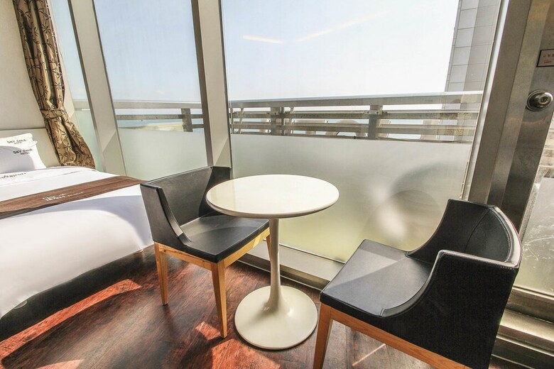 Hotel Sky Beach