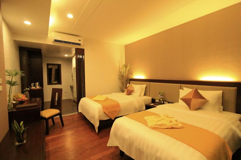 Hotel Coron Soleil Garden Resort