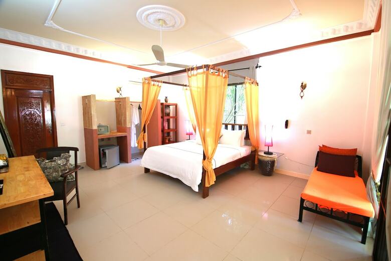 Hotel Tropical Hill Kep