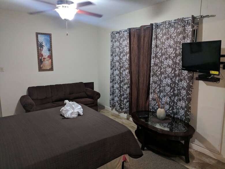 Hotel Rockhampton Retreat Guest House