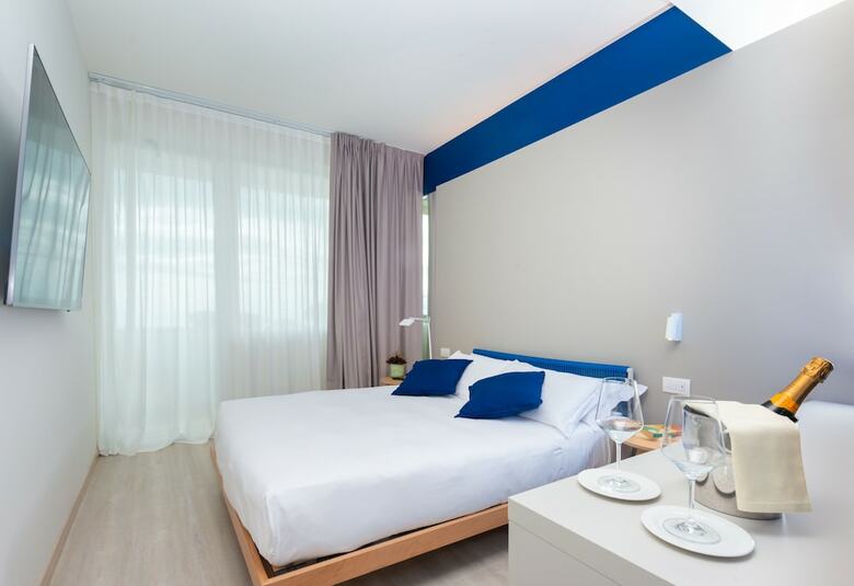 L'alba Hotel
