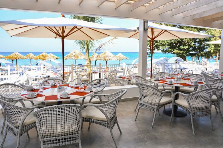 Hotel Royal Decameron Cornwall Beach All Inclusive