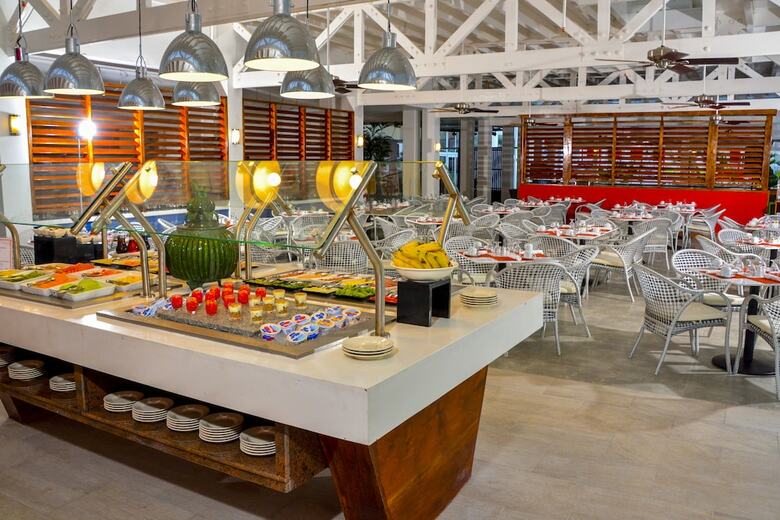 Hotel Royal Decameron Cornwall Beach All Inclusive