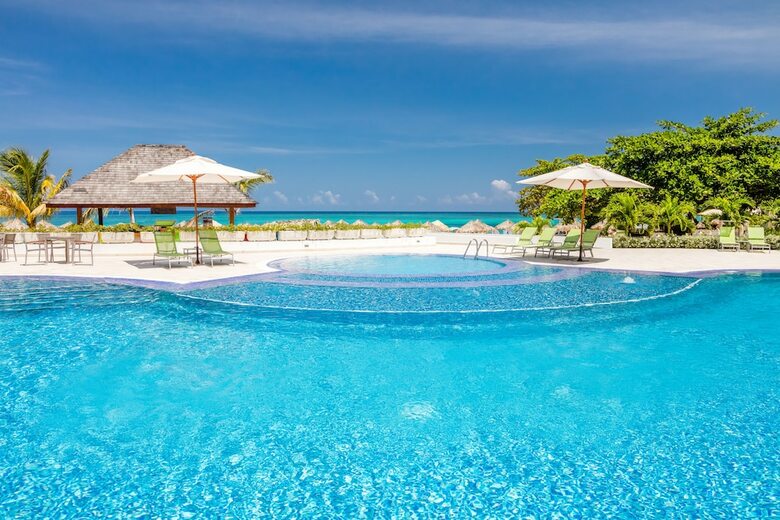 Hotel Royal Decameron Cornwall Beach All Inclusive