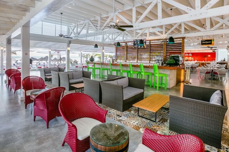 Hotel Royal Decameron Cornwall Beach All Inclusive
