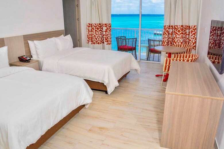 Hotel Royal Decameron Cornwall Beach All Inclusive