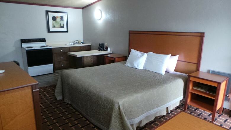 Motel Anchor Bay Inn