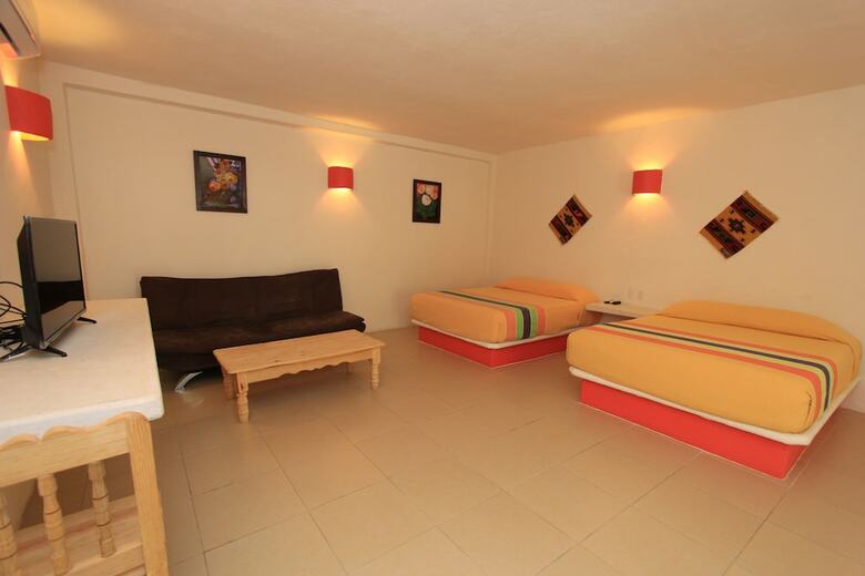 Hotel Plaza Tangolunda