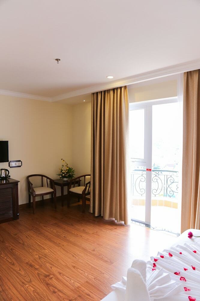Iris Dalat Hotel