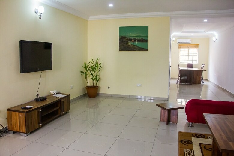 Ken Kol Apartments And Suites