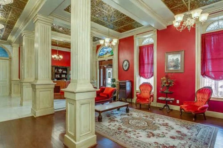 Bed & Breakfast Historic Elgin Hotel