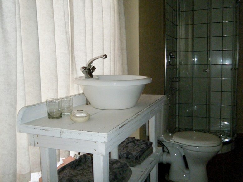 Bed & Breakfast Autumn Breeze Manor