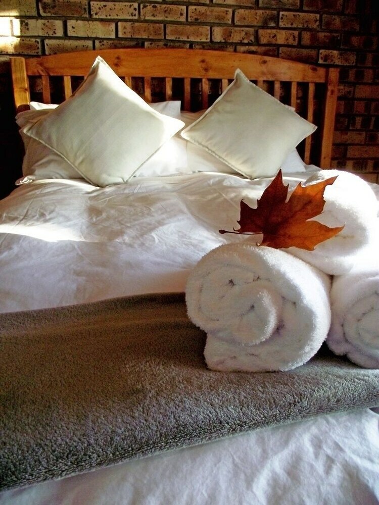 Bed & Breakfast Autumn Breeze Manor