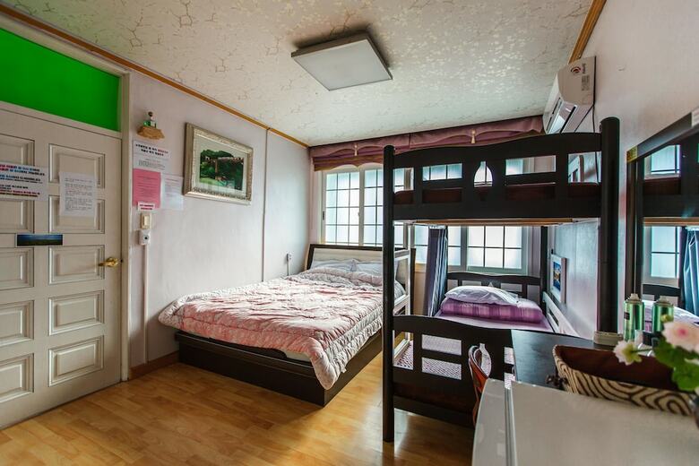 Hostal Seongsan Hotpul Guesthouse - Hostel